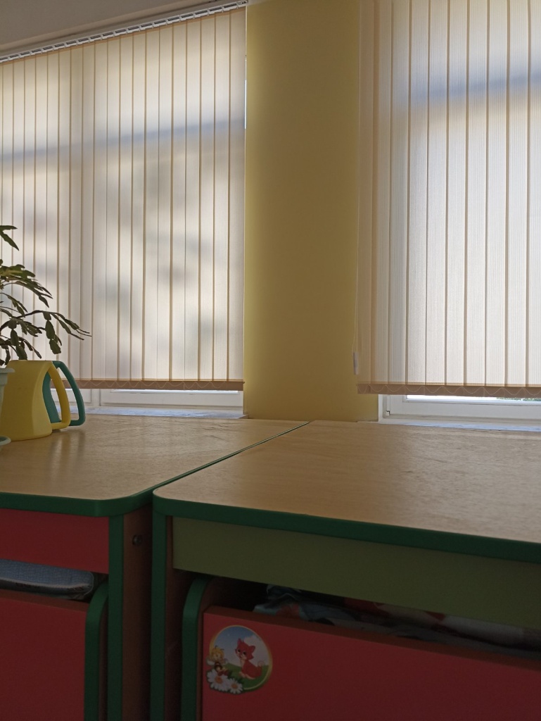 дешевые жалюзи в садик.jpg