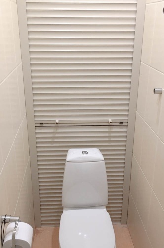 Ролеты в туалет (из двух частей)