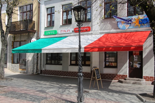 Солнцезащита для летних кафе