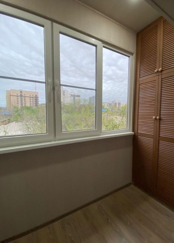 Остекление балкона окнами ПВХ